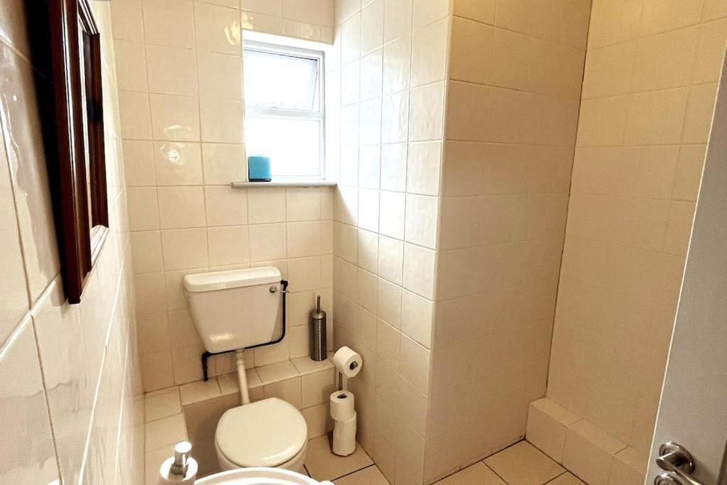 Centrally Located Two Bed Apartment - Sleeps Four Galway Luaran gambar